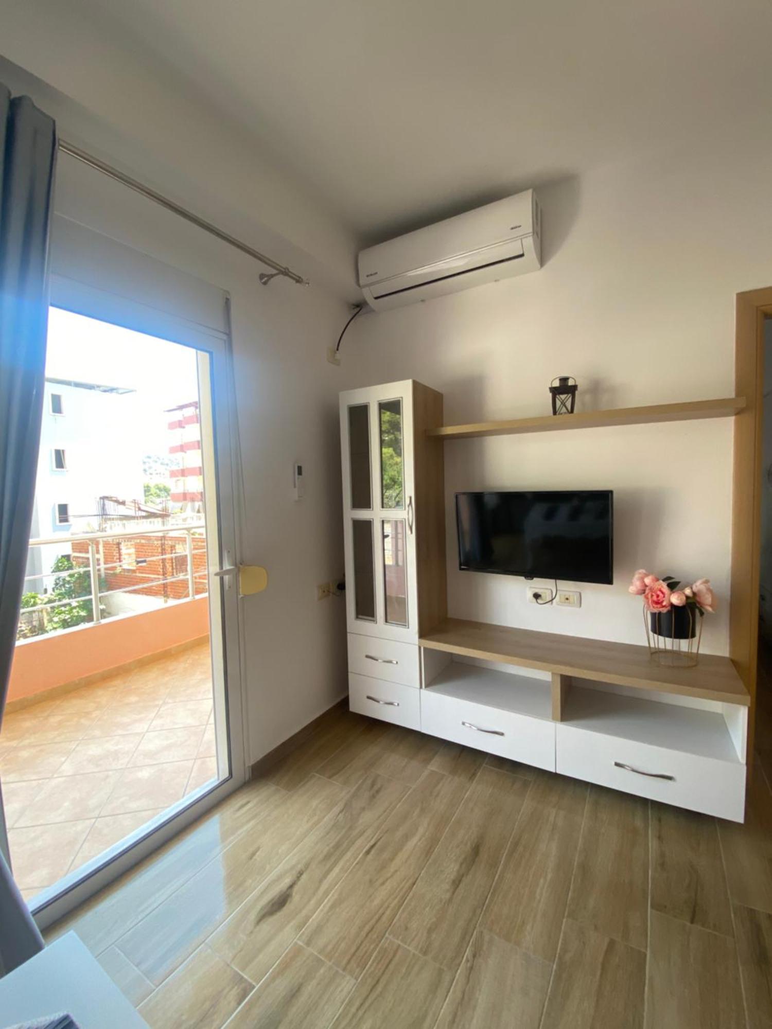 Bellas Apartment 2 Sarandë エクステリア 写真